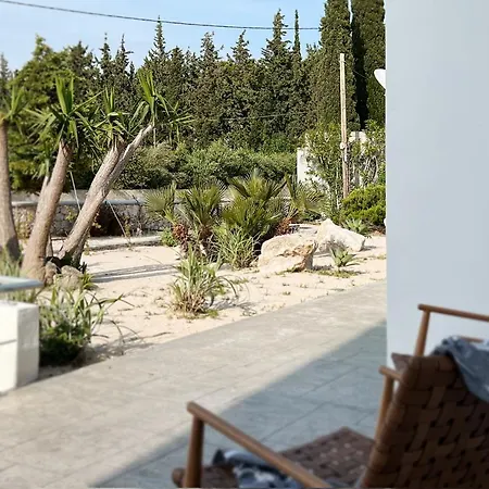 Maison A Rhodes With 66m2 Heated Pool On A 4800m2 Plot