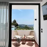 Maison A Rhodes With 66m2 Heated Pool On A 4800m2 Plot