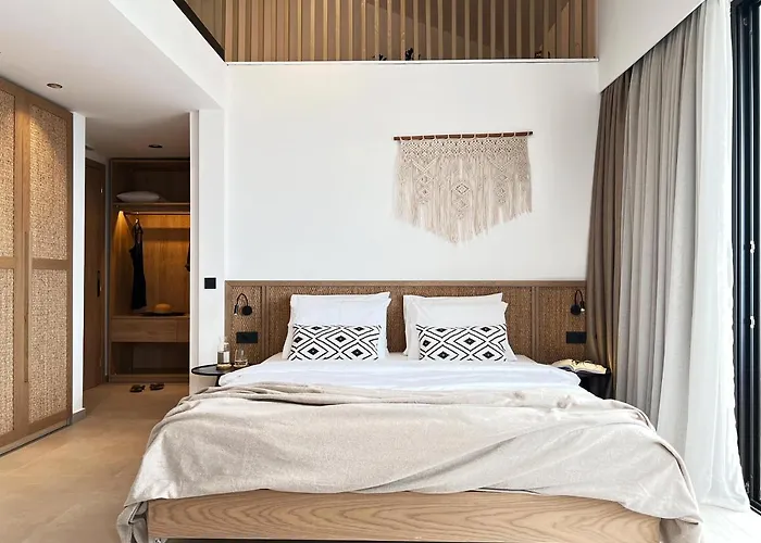 Maison A Rhodes With 66m2 Heated Pool On A 4800m2 Plot Koskinou (Rhodes)