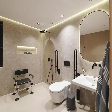 ヴィラ Maison A Rhodes With 66m2 Heated Pool On A 4800m2 Plot *