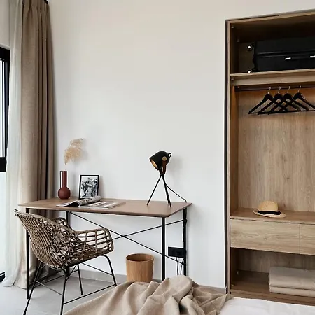 Maison A Rhodes With 66m2 Heated Pool On A 4800m2 Plot ヴィラ *