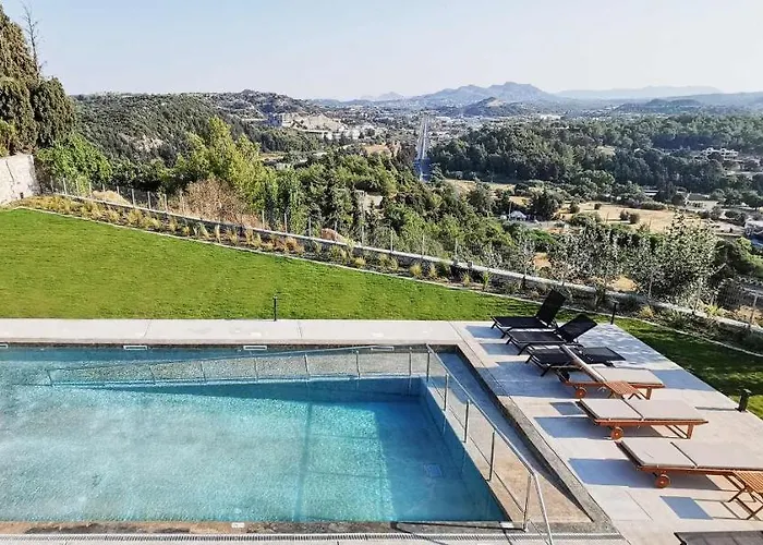 וילה Maison A Rhodes With 66m2 Heated Pool On A 4800m2 Plot *
